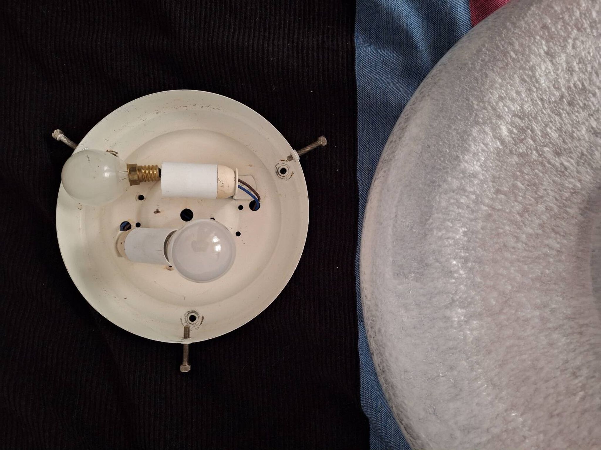 Italian domed ceiling or wall light in frosted Mazzega Murano glass, 1960s