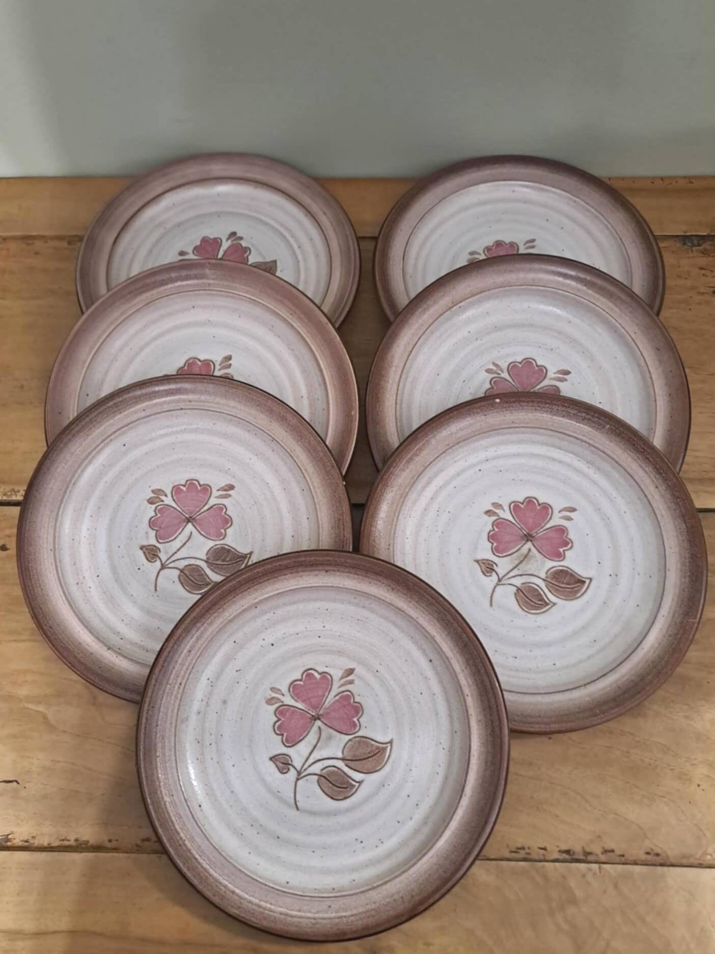 7 Niderviller stoneware flat plates