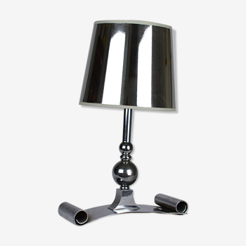 Lampe en métal argenté