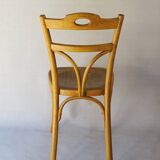2 bistro chairs from 1905 by KOHN No. 187, wooden seats with 5 fleur-de-lis motifs