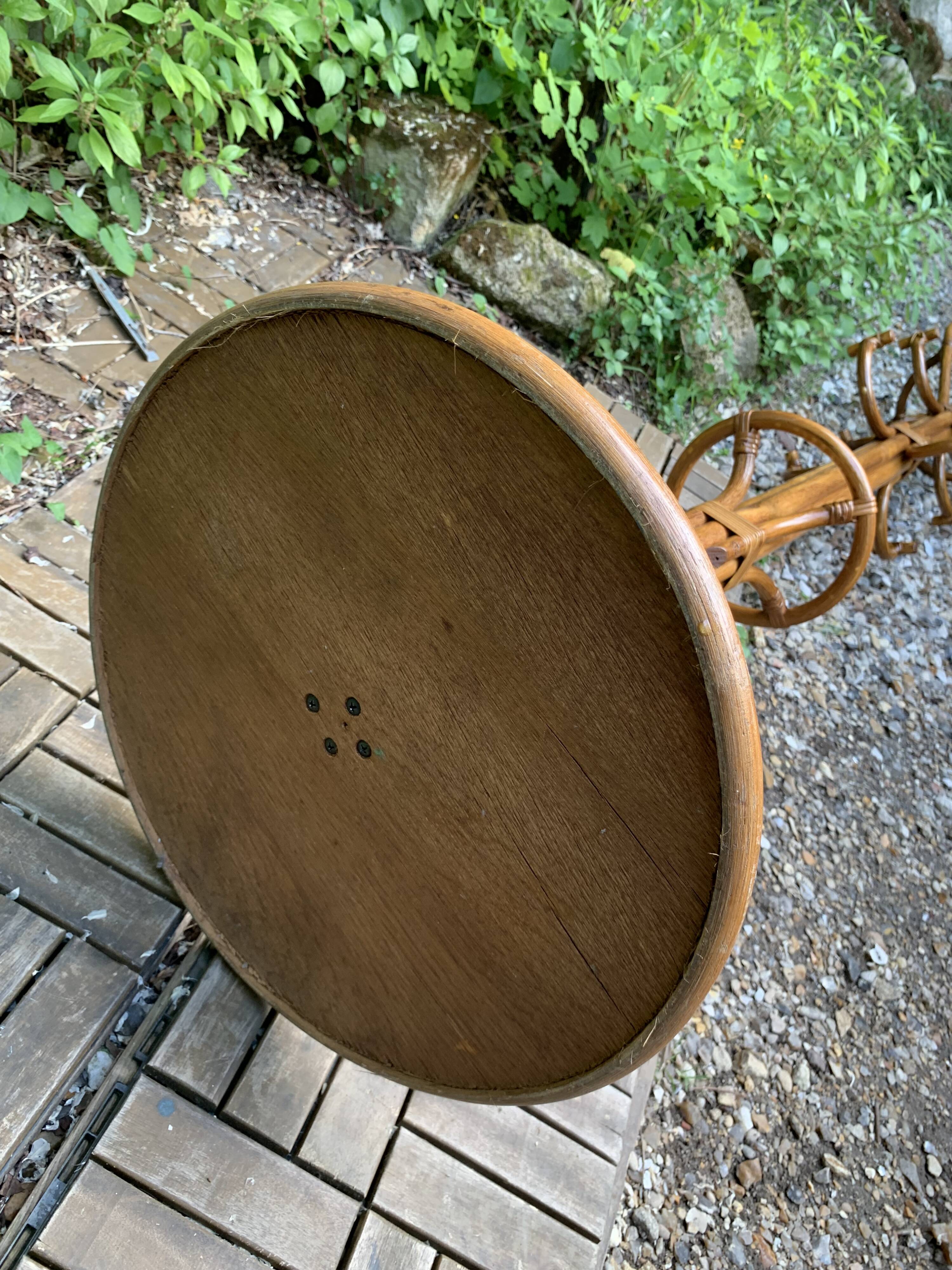 Perroquet portemanteau en rotin vintage 1970