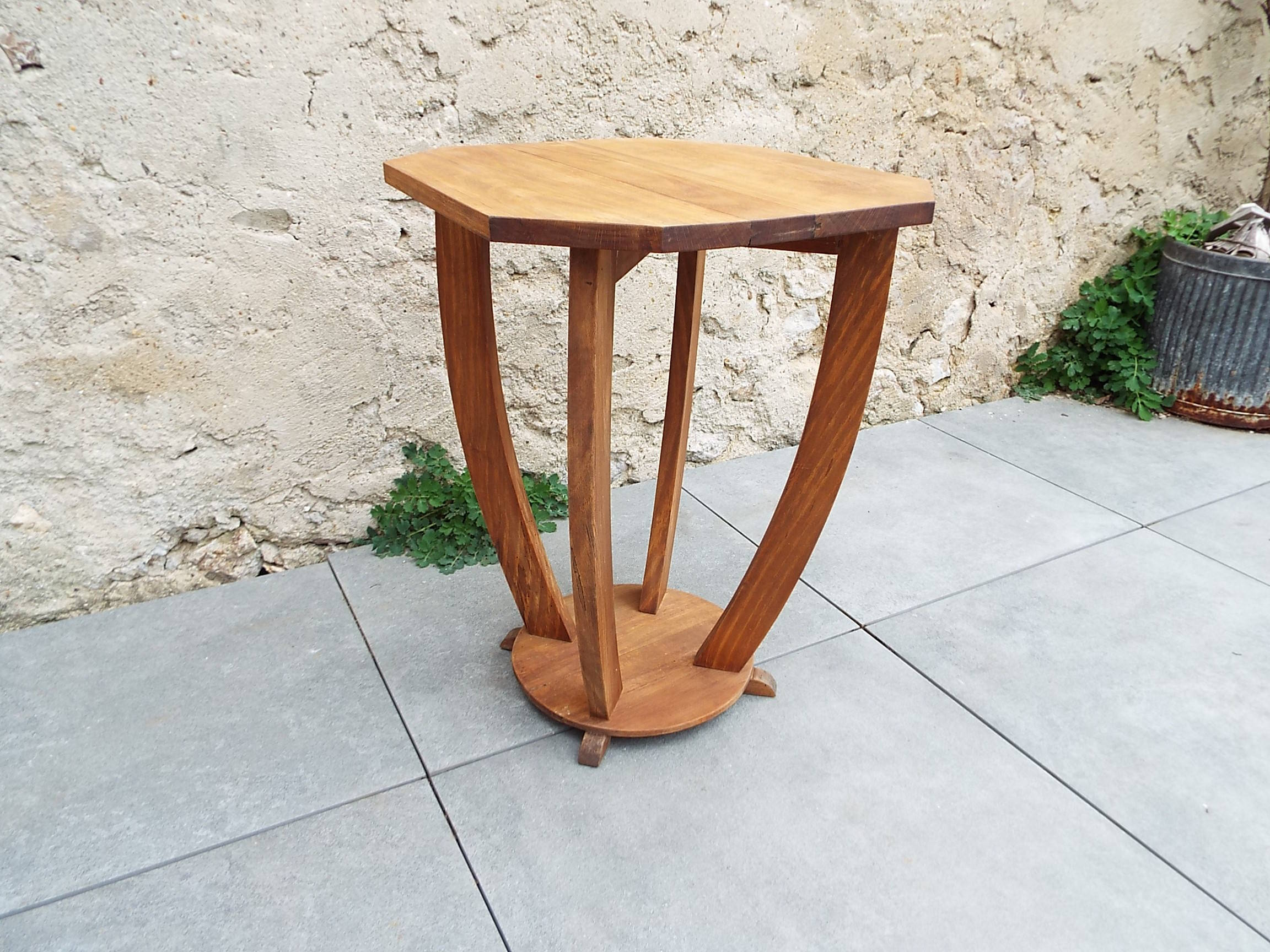 Art Deco pedestal table