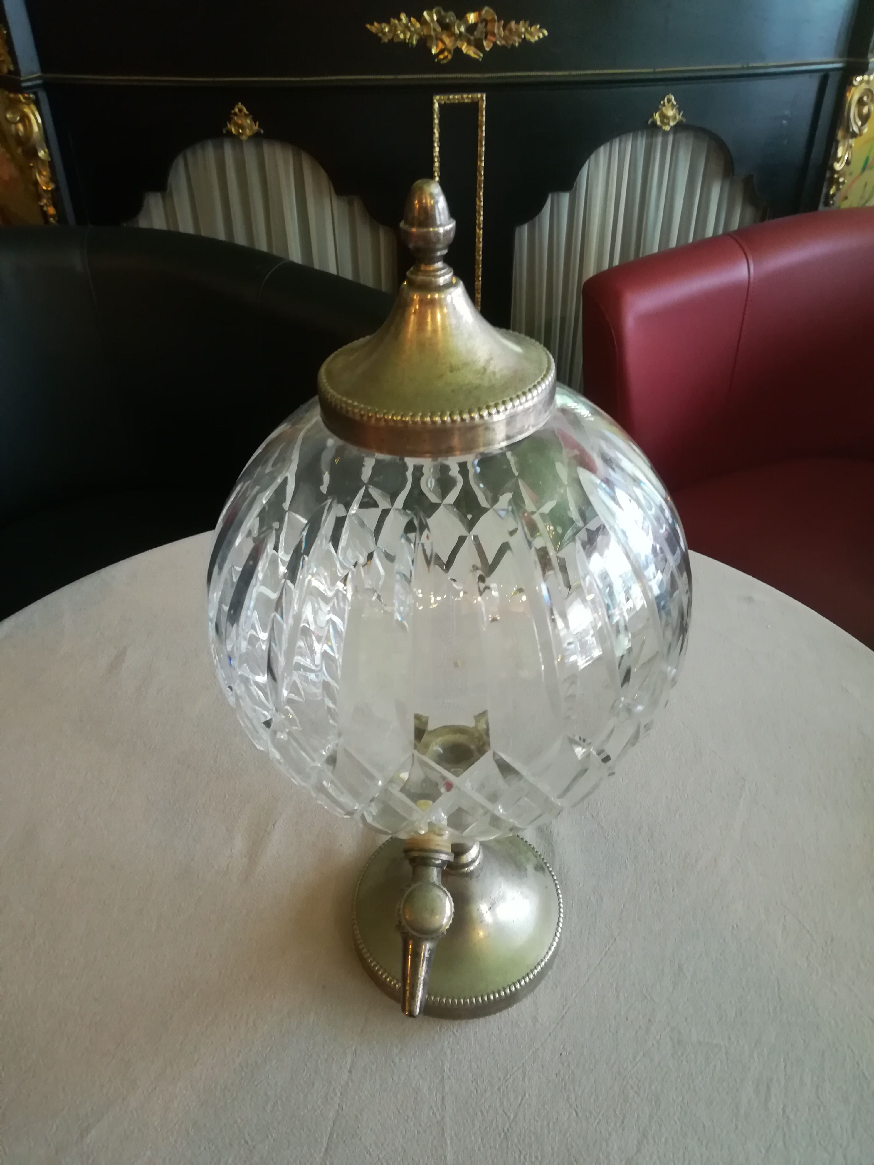 Chiseled crystal fountain