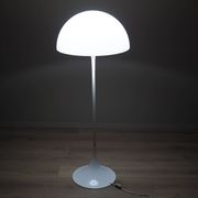 Floor lamp Panthella, Danish design, 1970s, manufacturer: Louis Poulsen, de