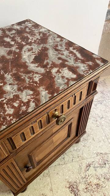 Table de chevet ancienne en bois et marbre