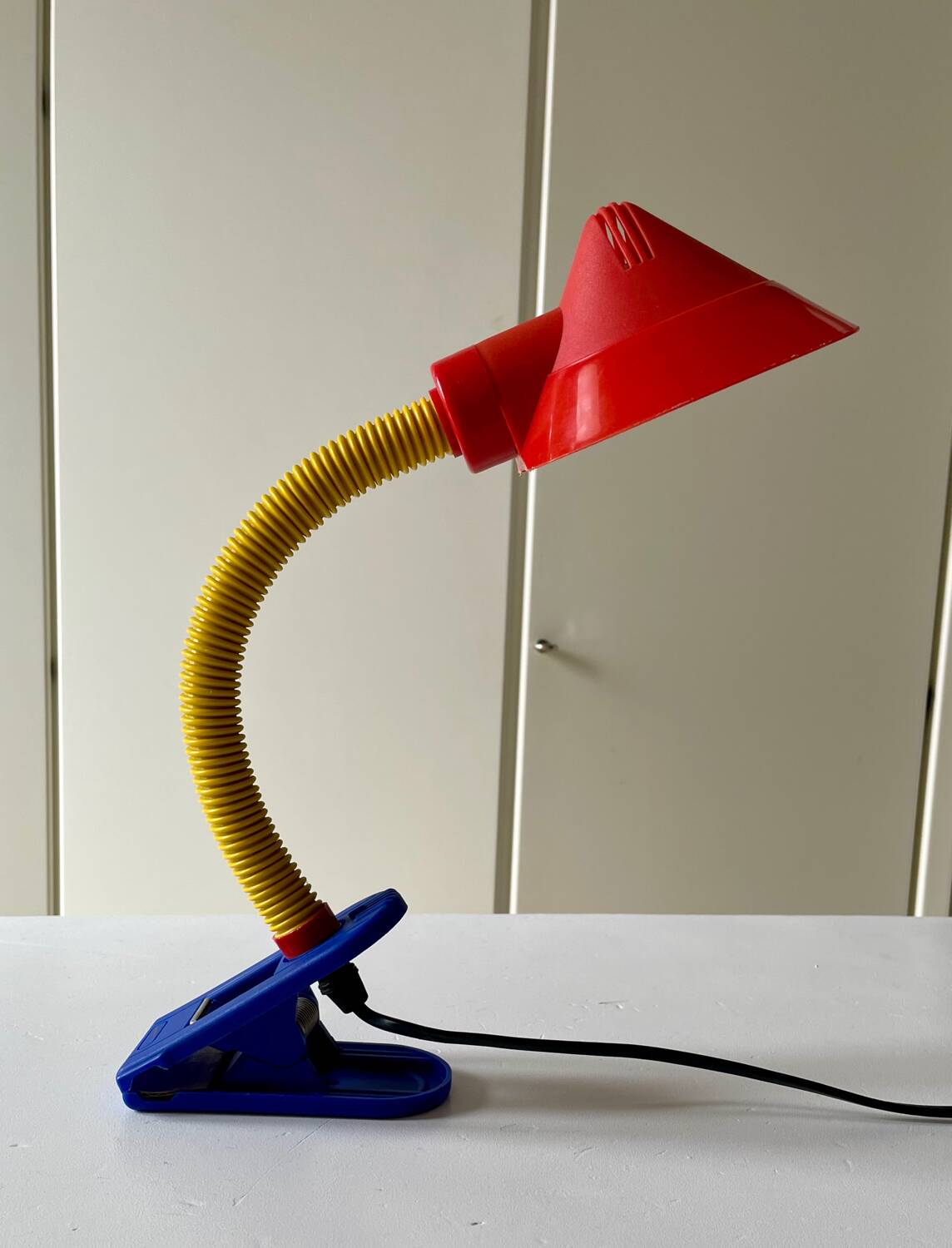 Articulated Memphis style clamp lamp