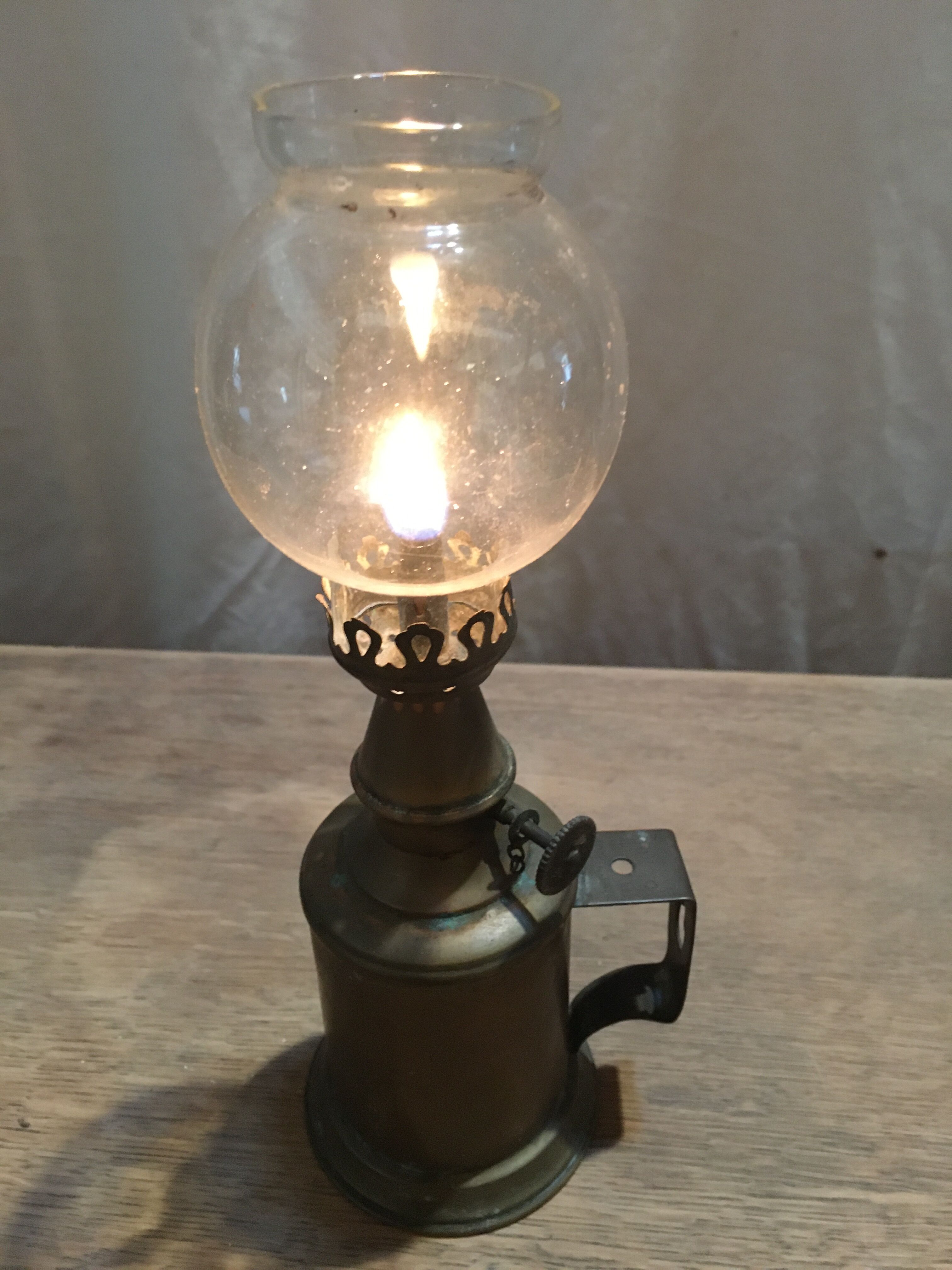 Late XIX brass Pigeon Lamp