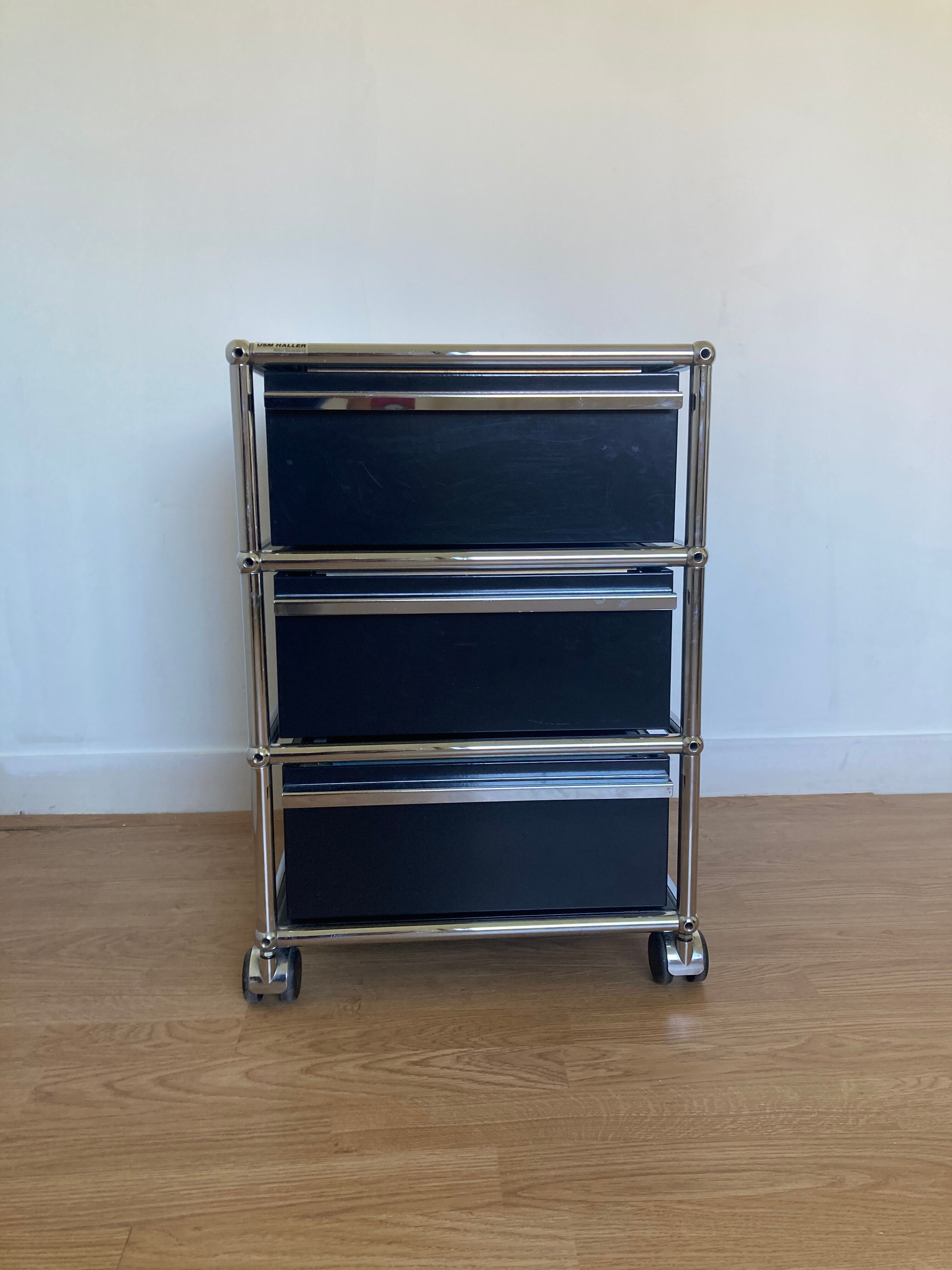 USM Haller M26 storage unit