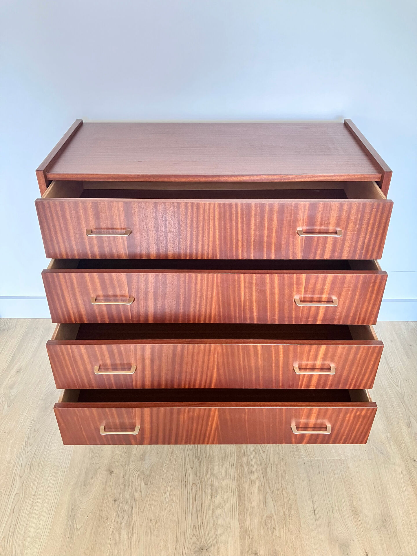 Scandinavian commode with pencil legs