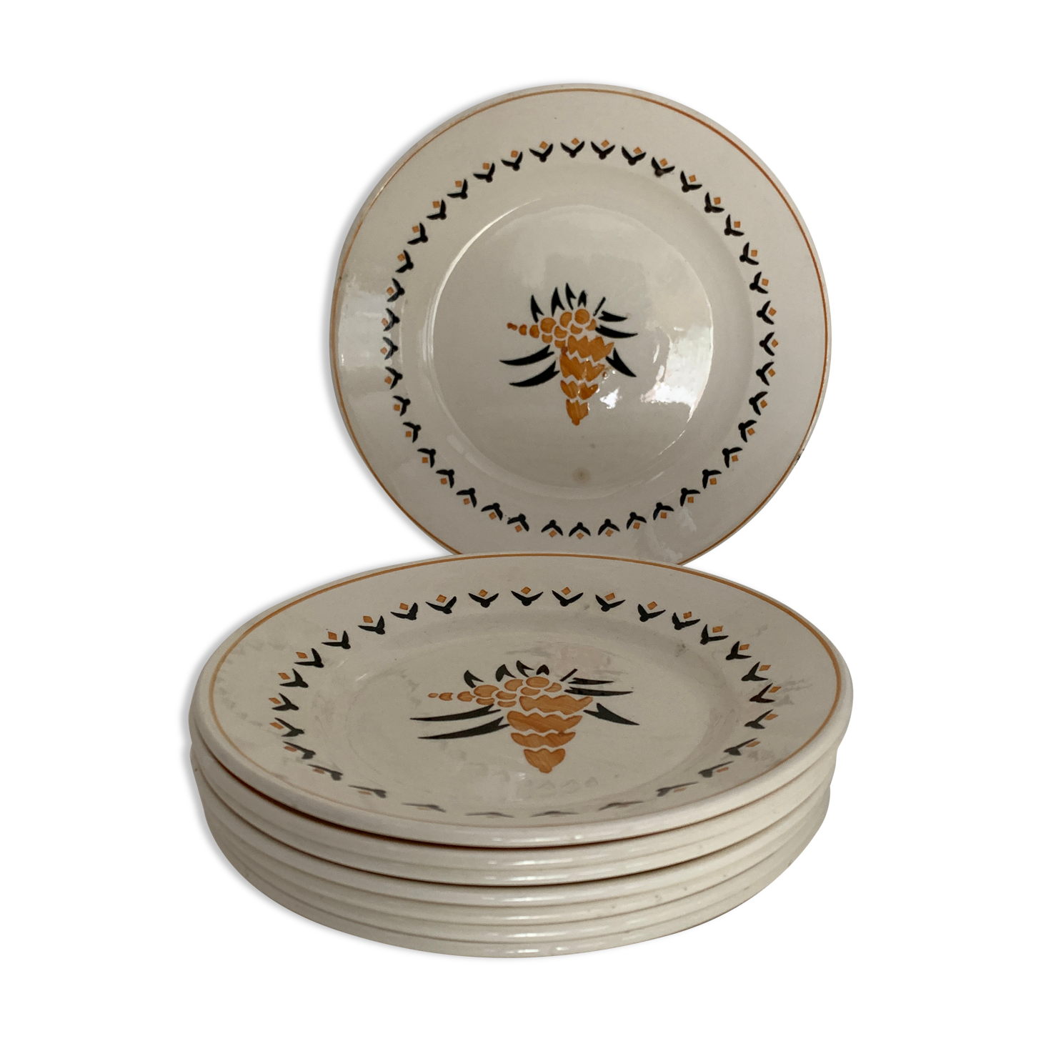 7 dessert plates and one Longwy dish