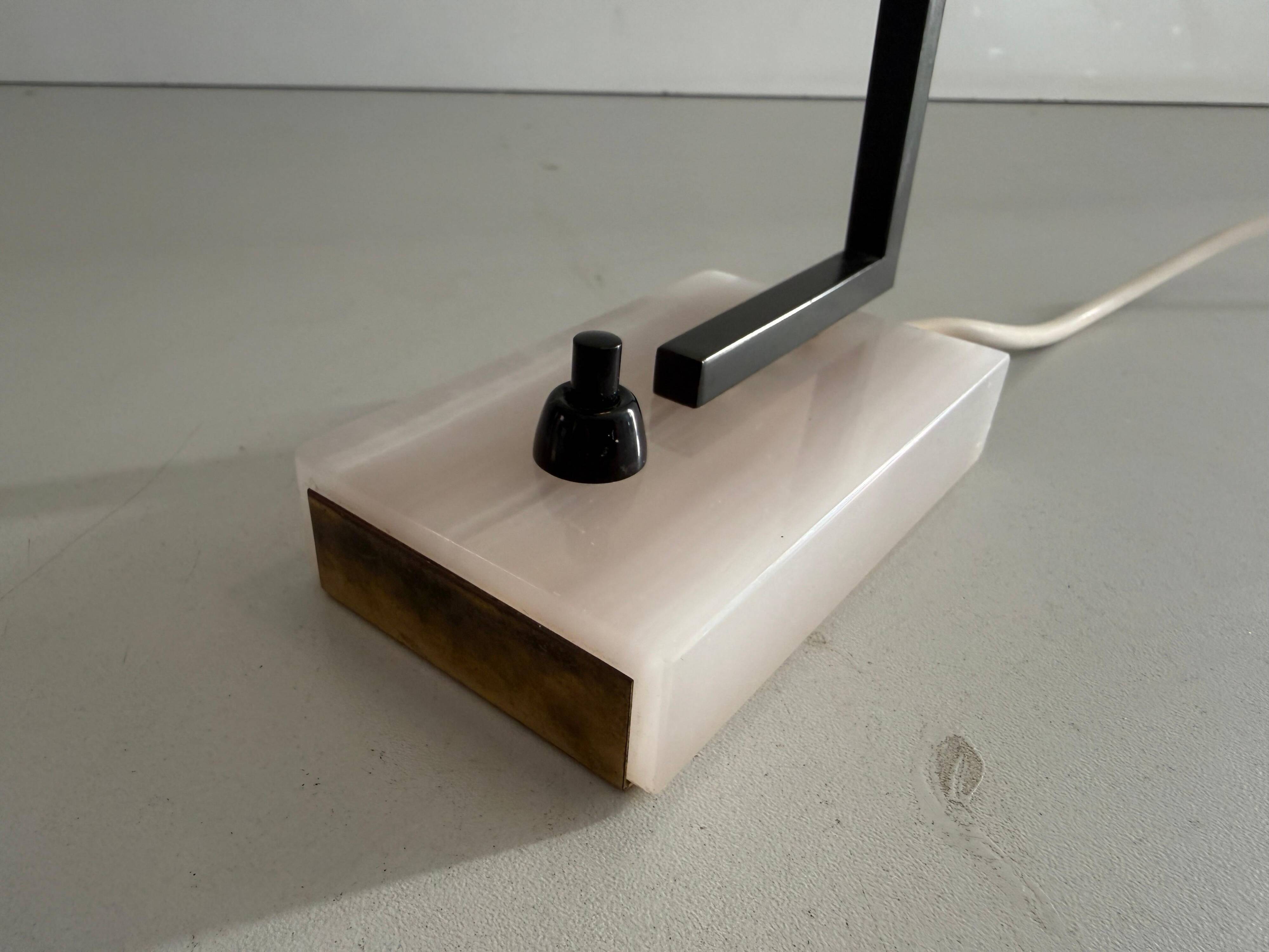 Lampe de bureau minimaliste à tête en laiton et base en marbre, années 1960, Allemagne