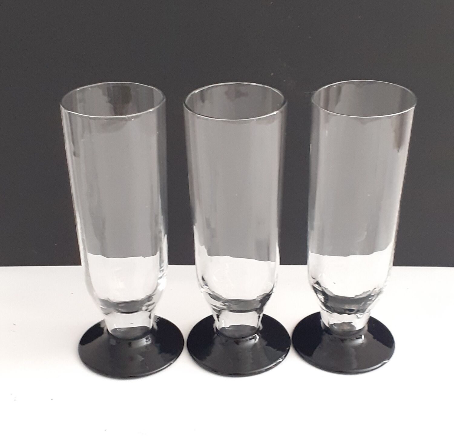 7 Daum Nancy Champagne flutes
