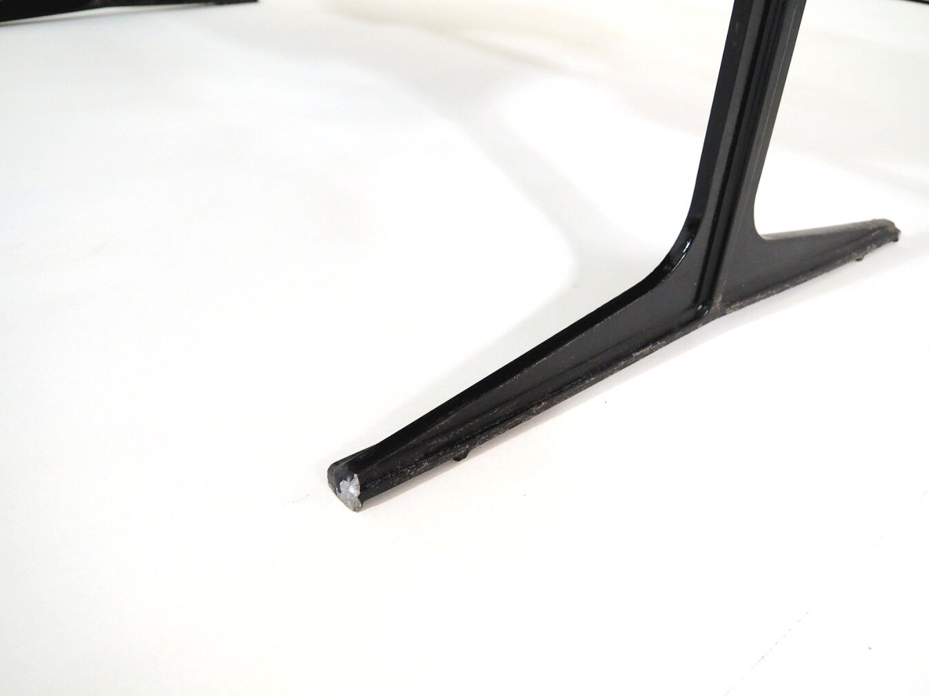 Two-seaters from the 60s by Friso Kramer for Wilkhahn