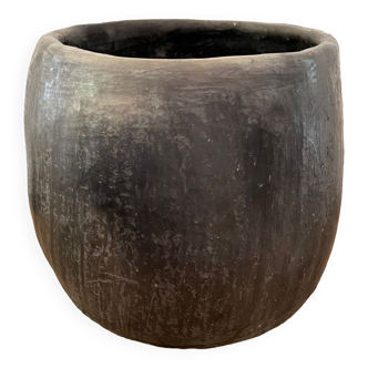 Grey terracotta vase