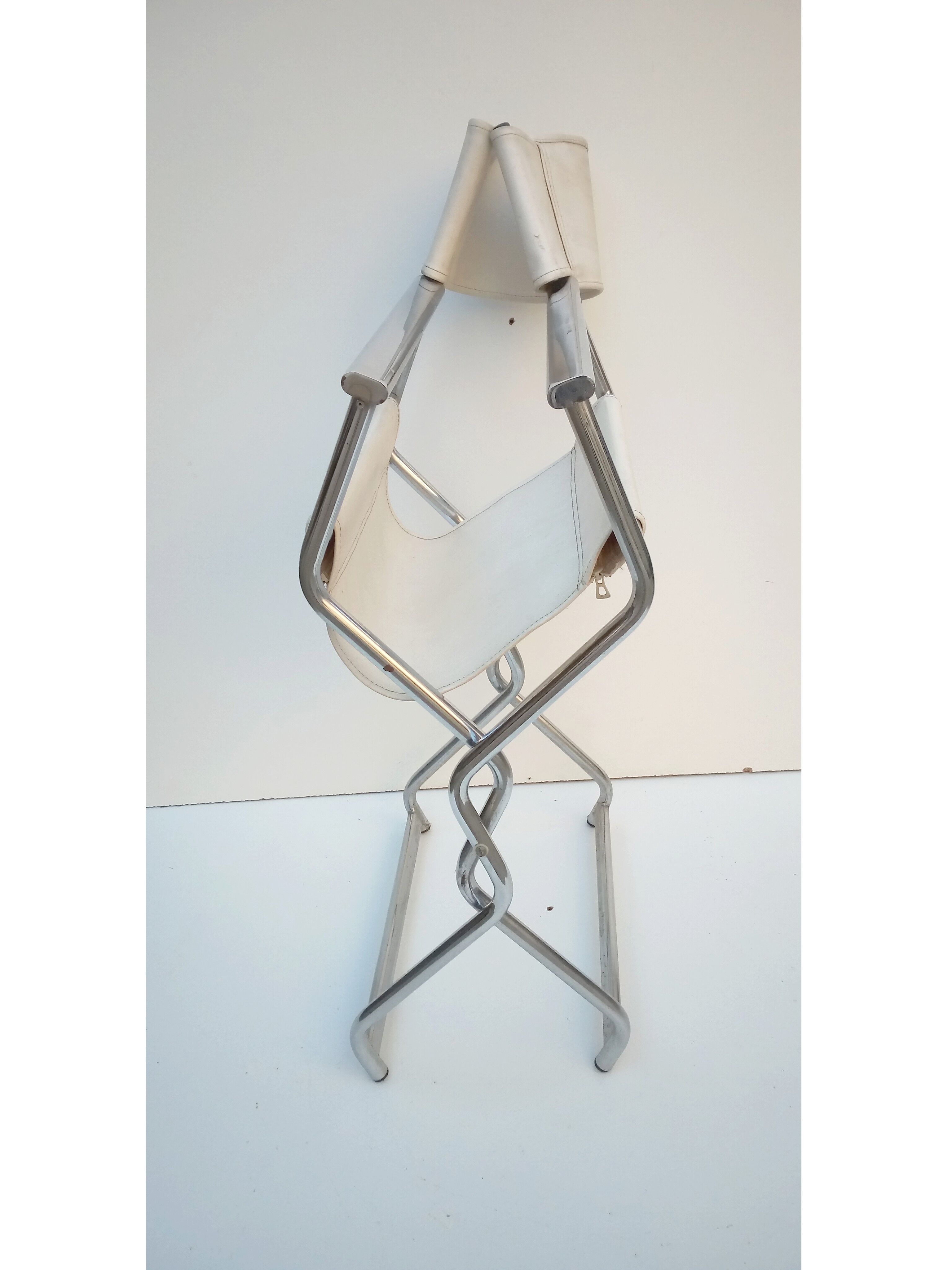 Vintage chair chair chrome director - white leather