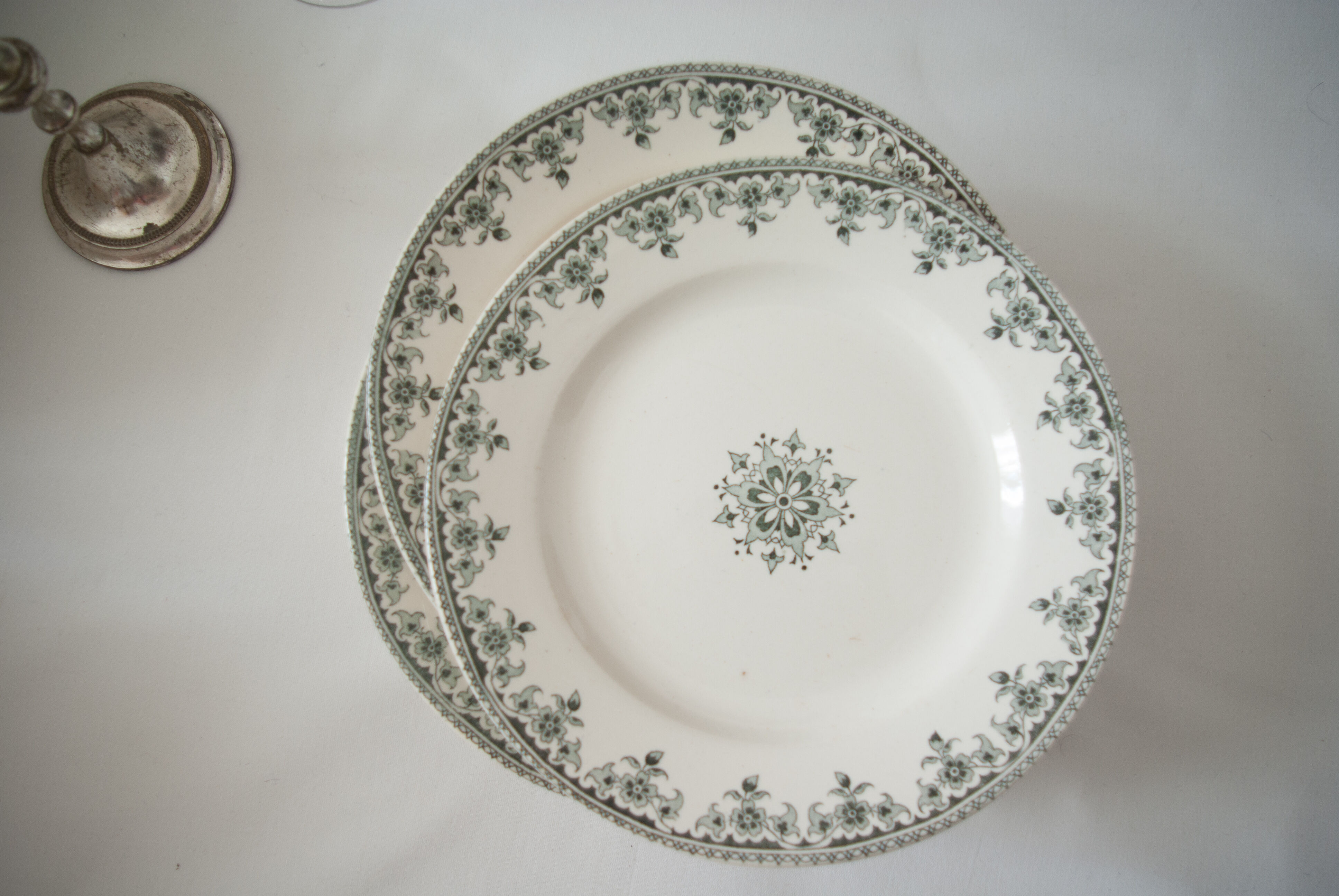 Suite of 9 old dessert plates