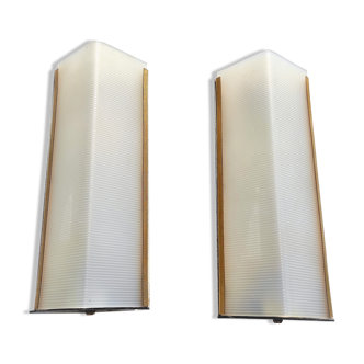 Perspex angle sconces and white lacquered metal with double lamp 1 pair