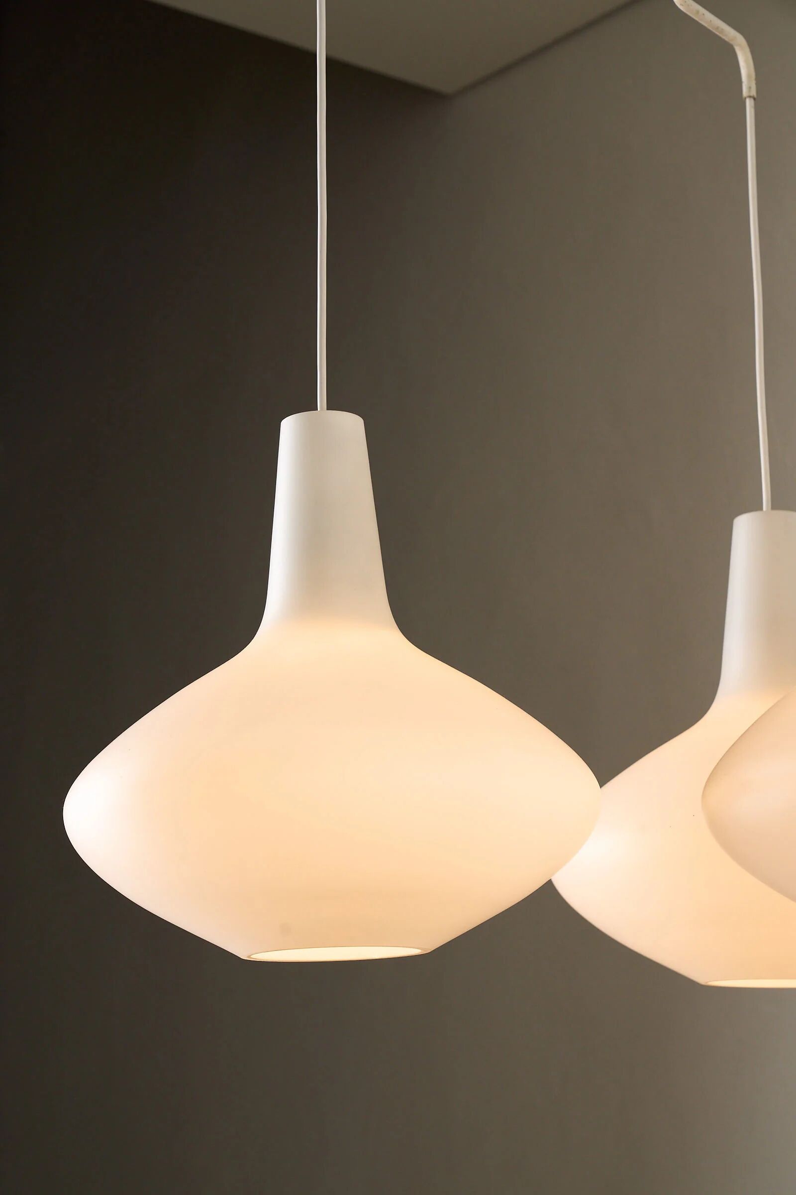 Lustre "Bulbo" de Johansson-Pape pour Stockmann Orno, Finlande, années 1950