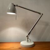 Articulated design desk lamp