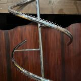 Vintage swivel spiral holder