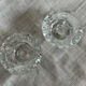 Paire de bougeoirs en verre