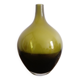 vase en verre  forme goutte  vert foncé