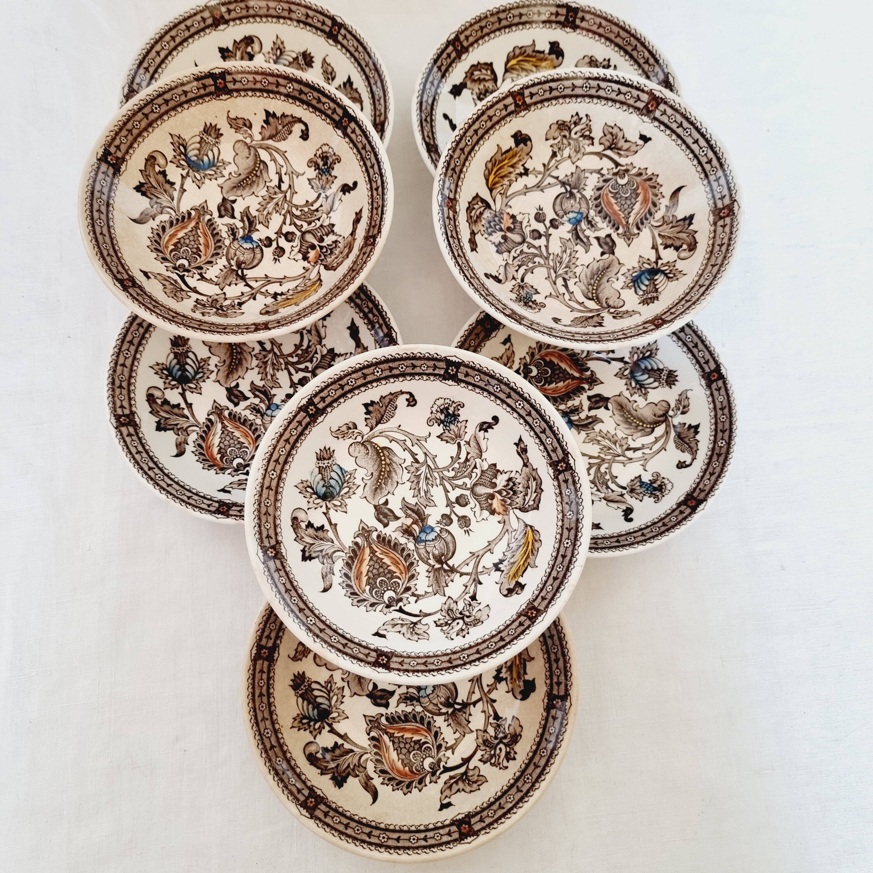 Set of 8 StaffordShire color unalterable English porcelain bowls