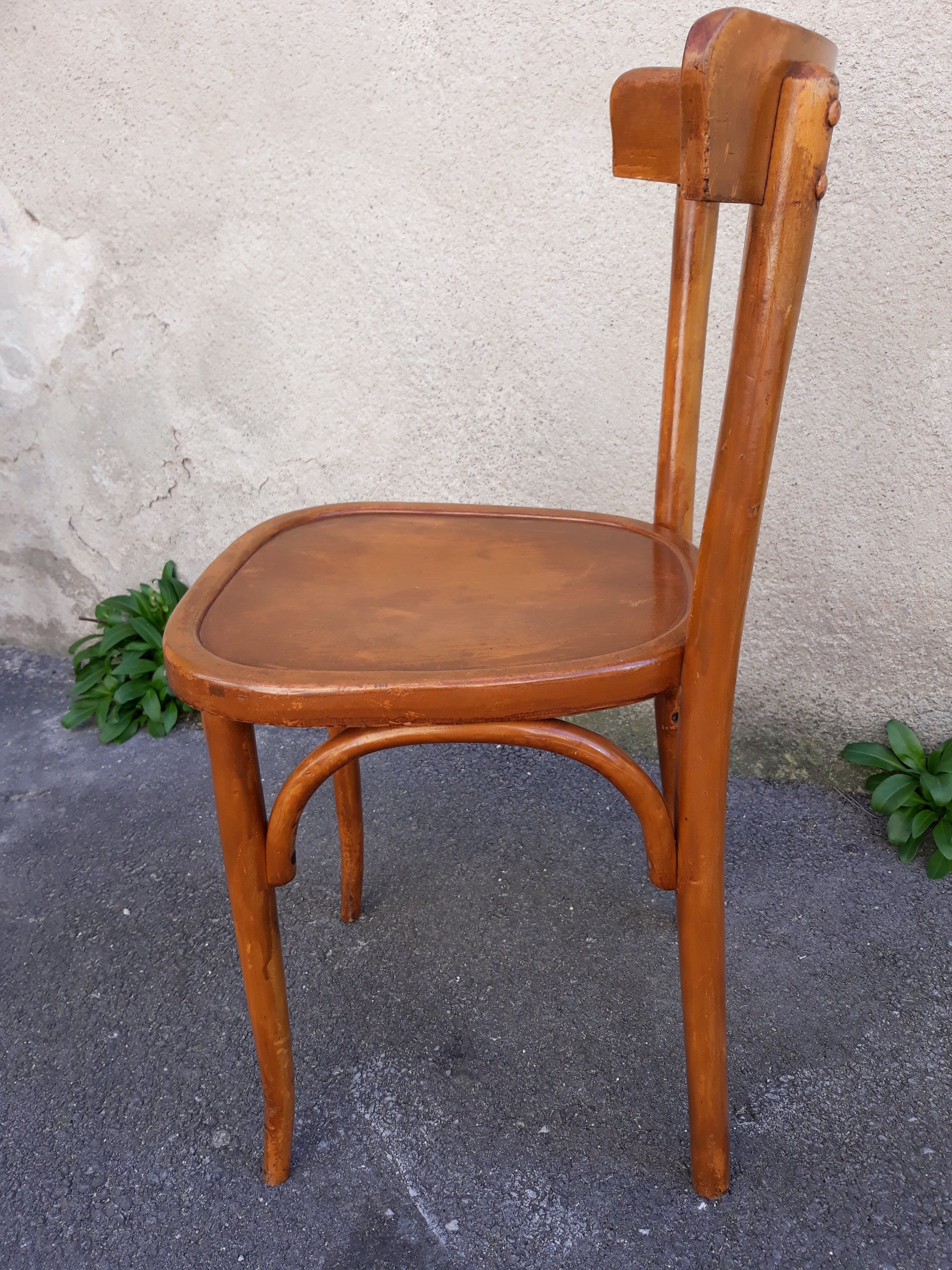Bistro chair