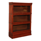 Globe Wernicke Library in mahogany, consisting of 3 pieces.
