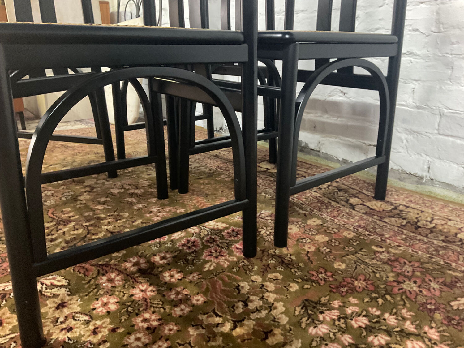 Series of 4 Annig Sarian chairs from the 80s