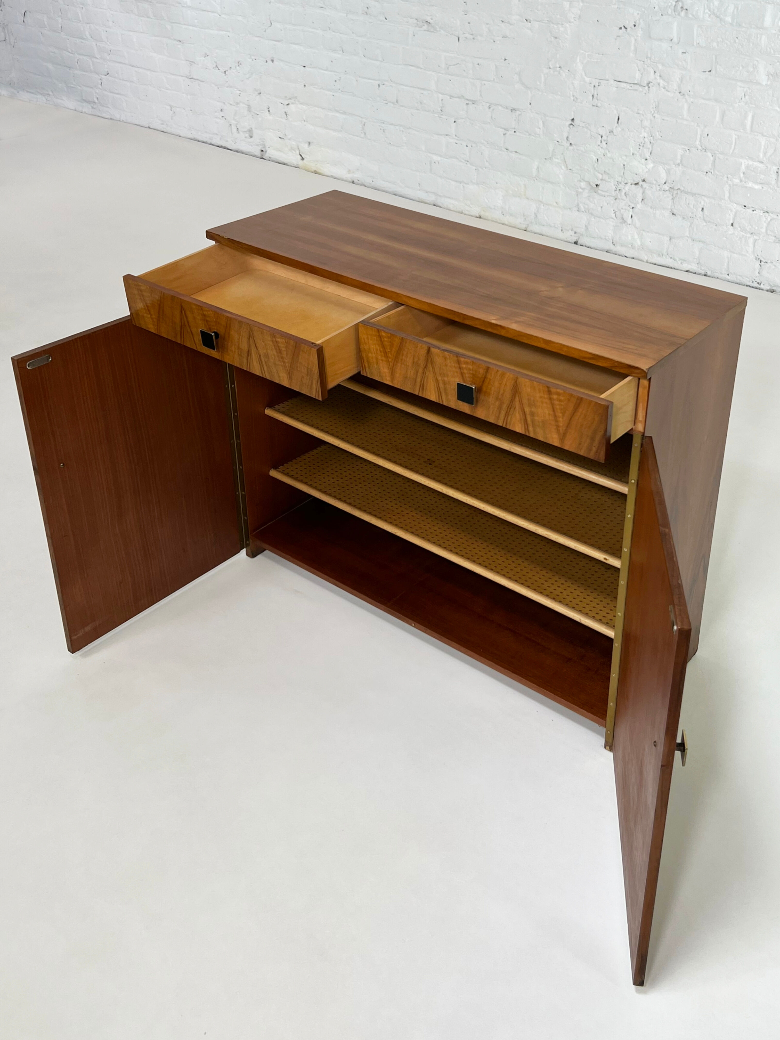Shoe storage cabinet 50s - 60s