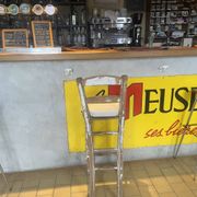 Bar stool