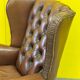 Fauteuil Chesterfield traditionnel anglais en cuir