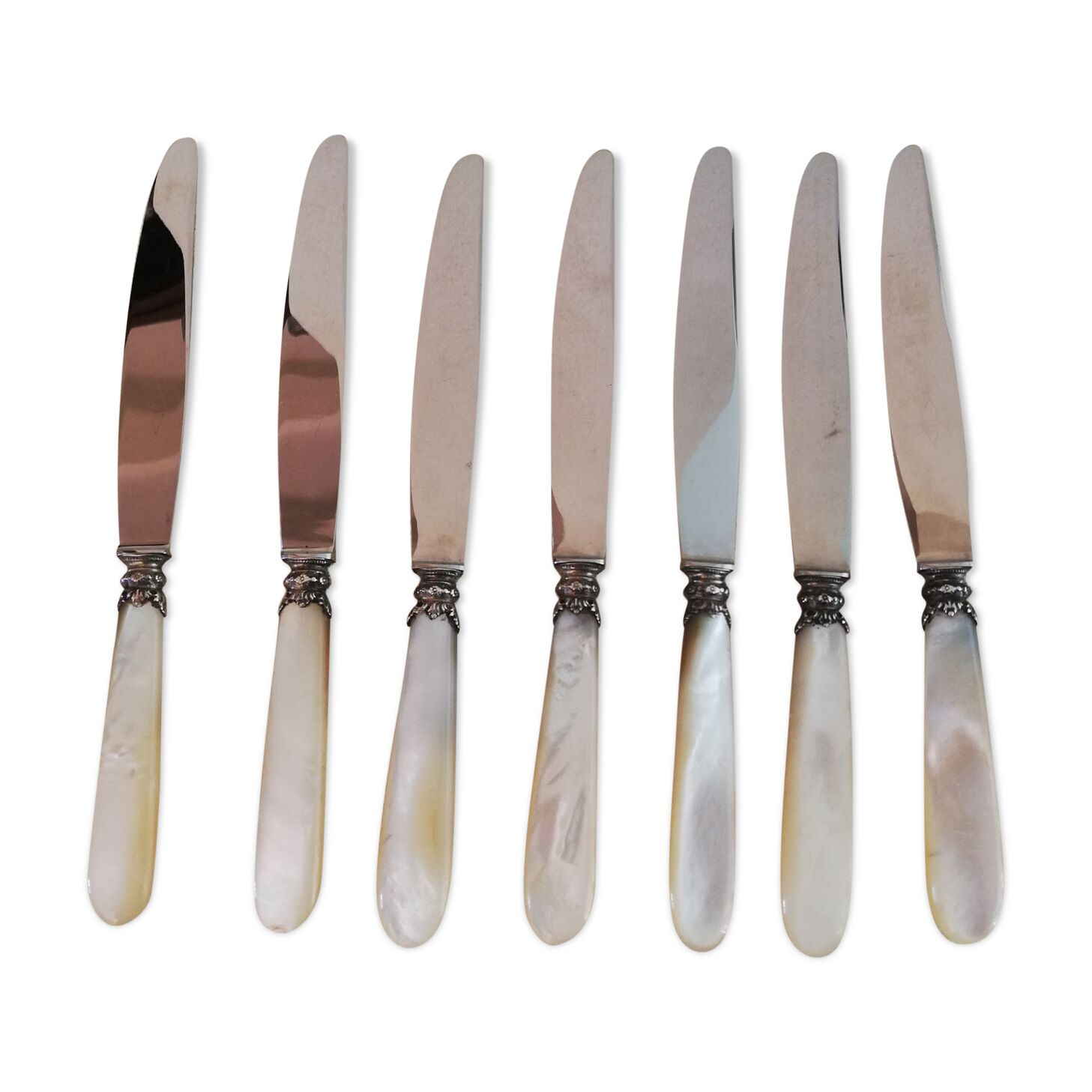 7 couteaux nacrés