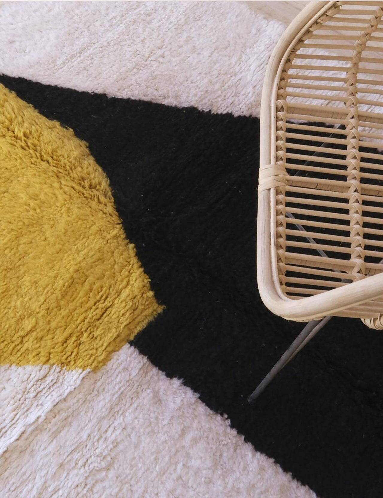 Traditional handmade Beni Ouarin rug 150 x 250 cm