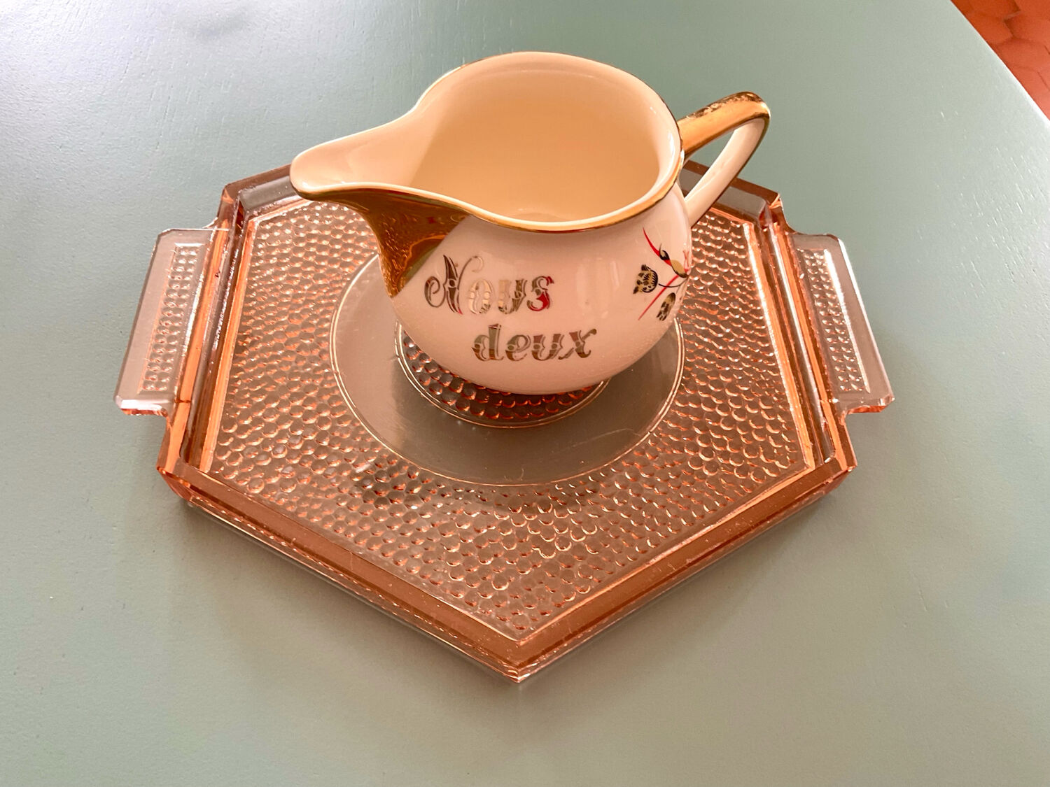 Art Deco pink glass plateau