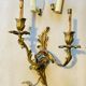 Paire d'appliques Louis XV en bronze décor de feuilles d’acanthes