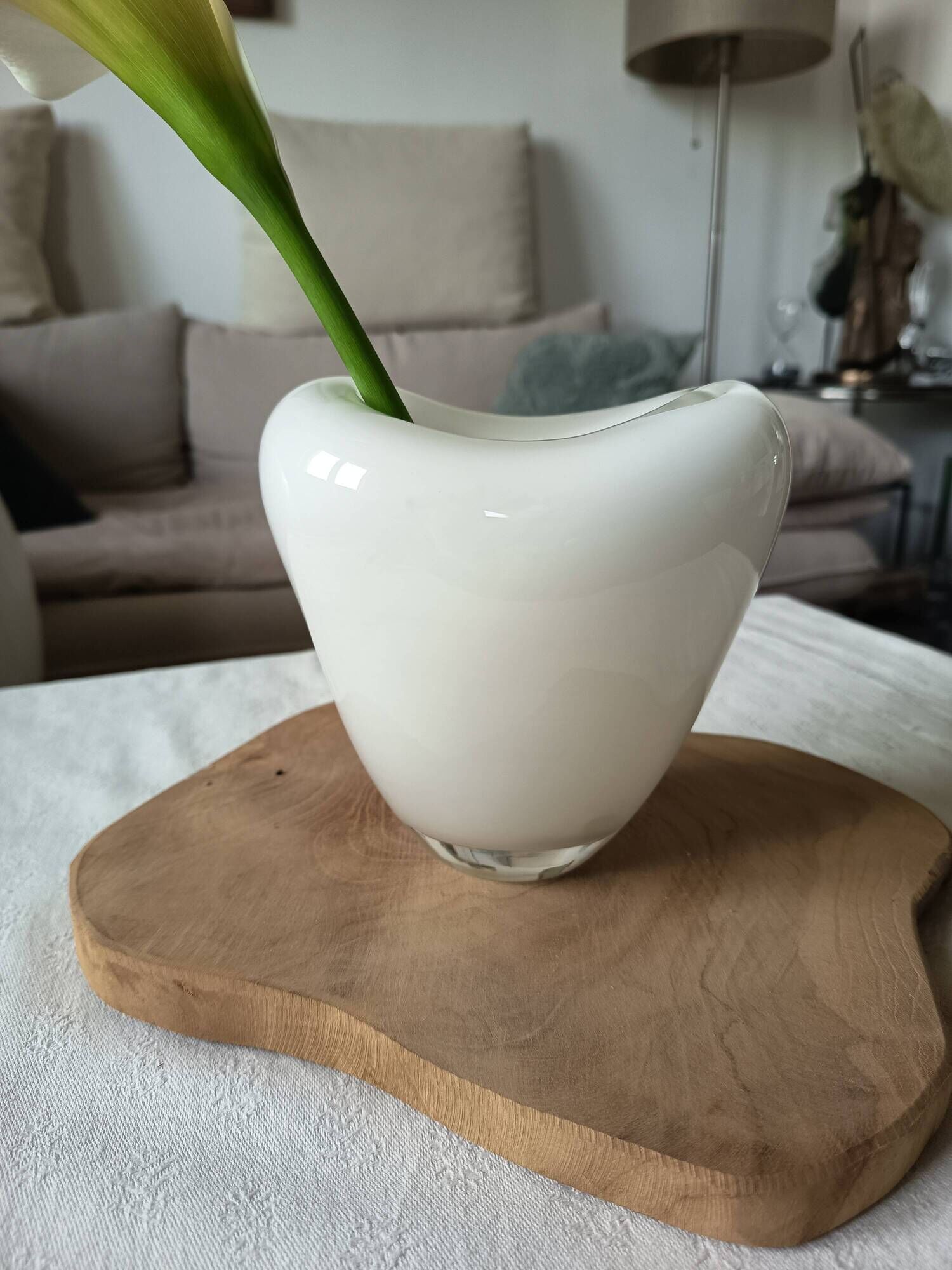 White and transparent heart-shaped Murano vase, Maria Christina Hamel.