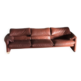 Cassina sofa Model Maralunga
