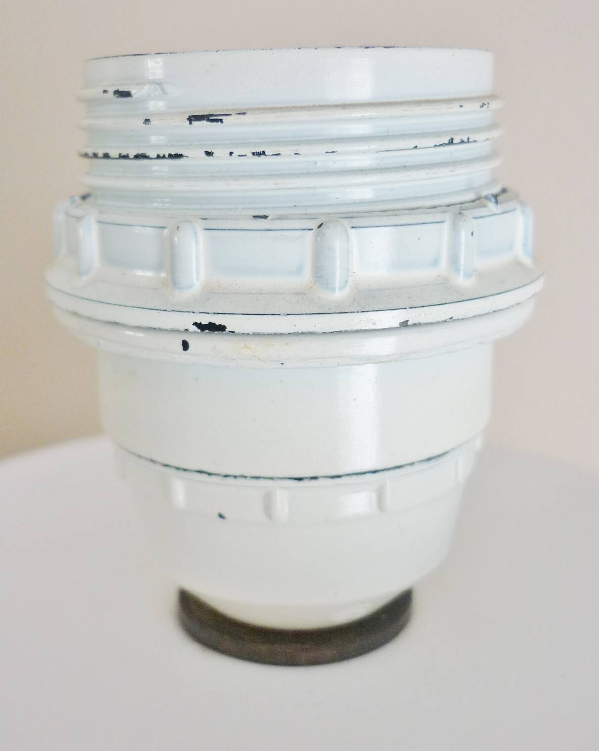 White glazed ceramic lamp, sleek design from the 60s/70s