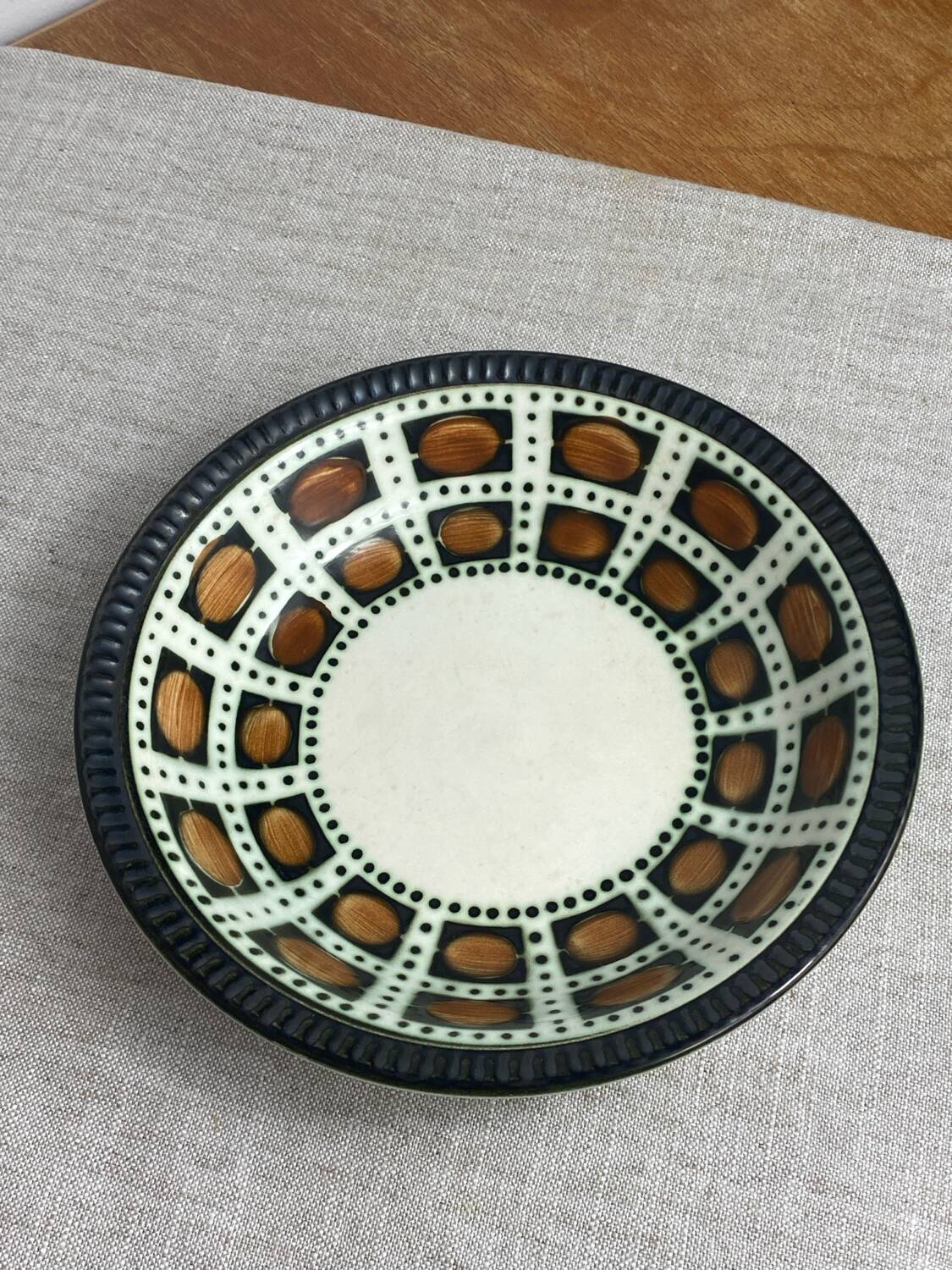 Boch Belgium round serving dish