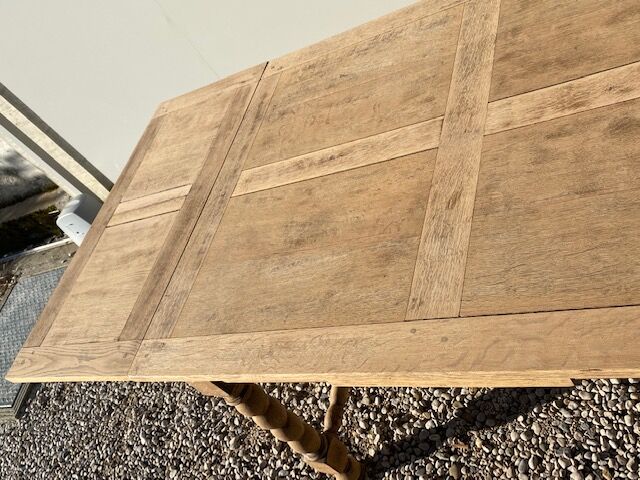 Farmhouse table with extensions up to 223 cm