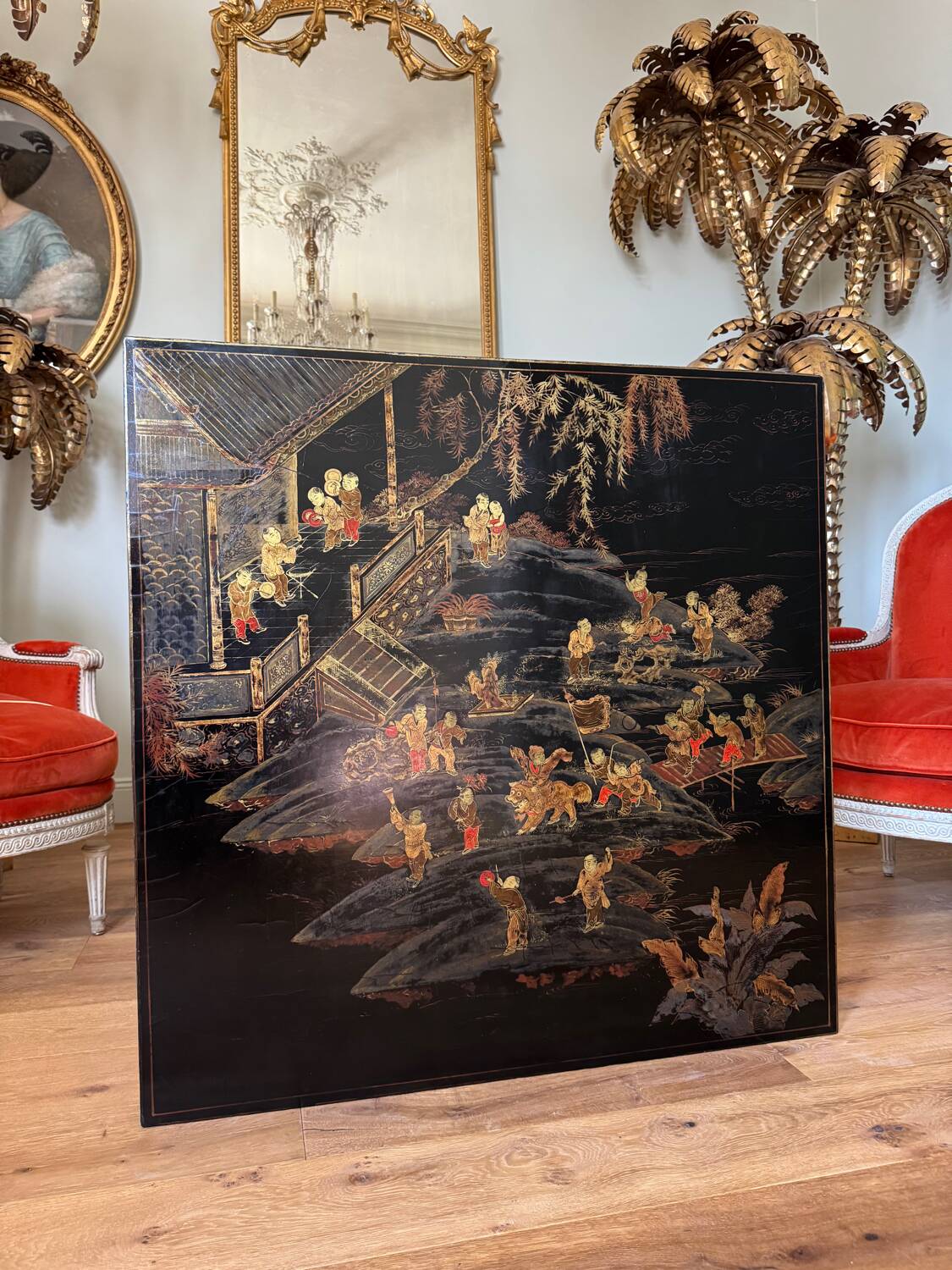 Important Coffee Table with a Lacquered Wood Panel from the 19th Century