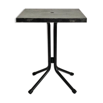 Bistro table