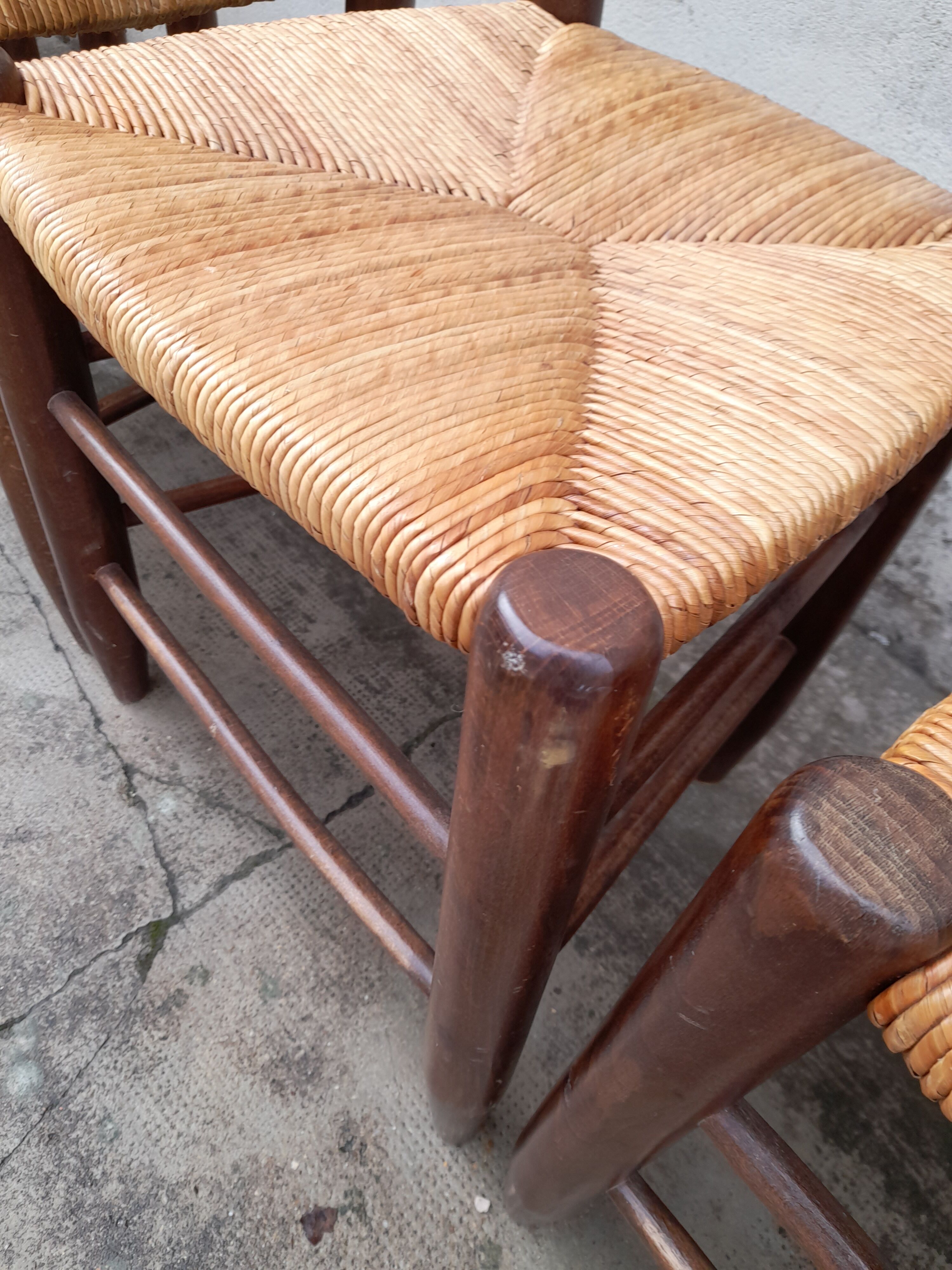 Série de 10 chaises paillé rustique anciennes