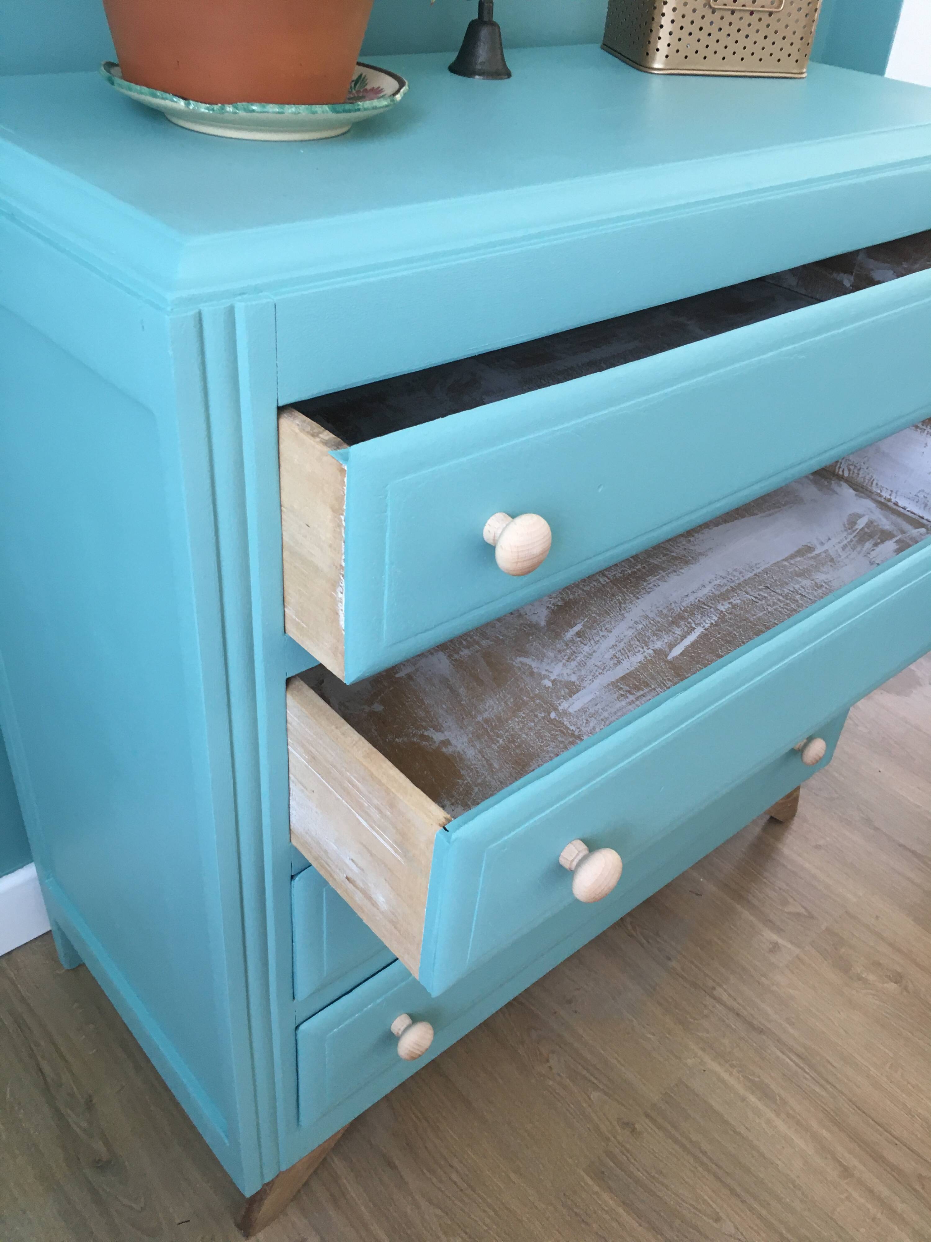 Vintage chest of drawers 4 drawers compass feet