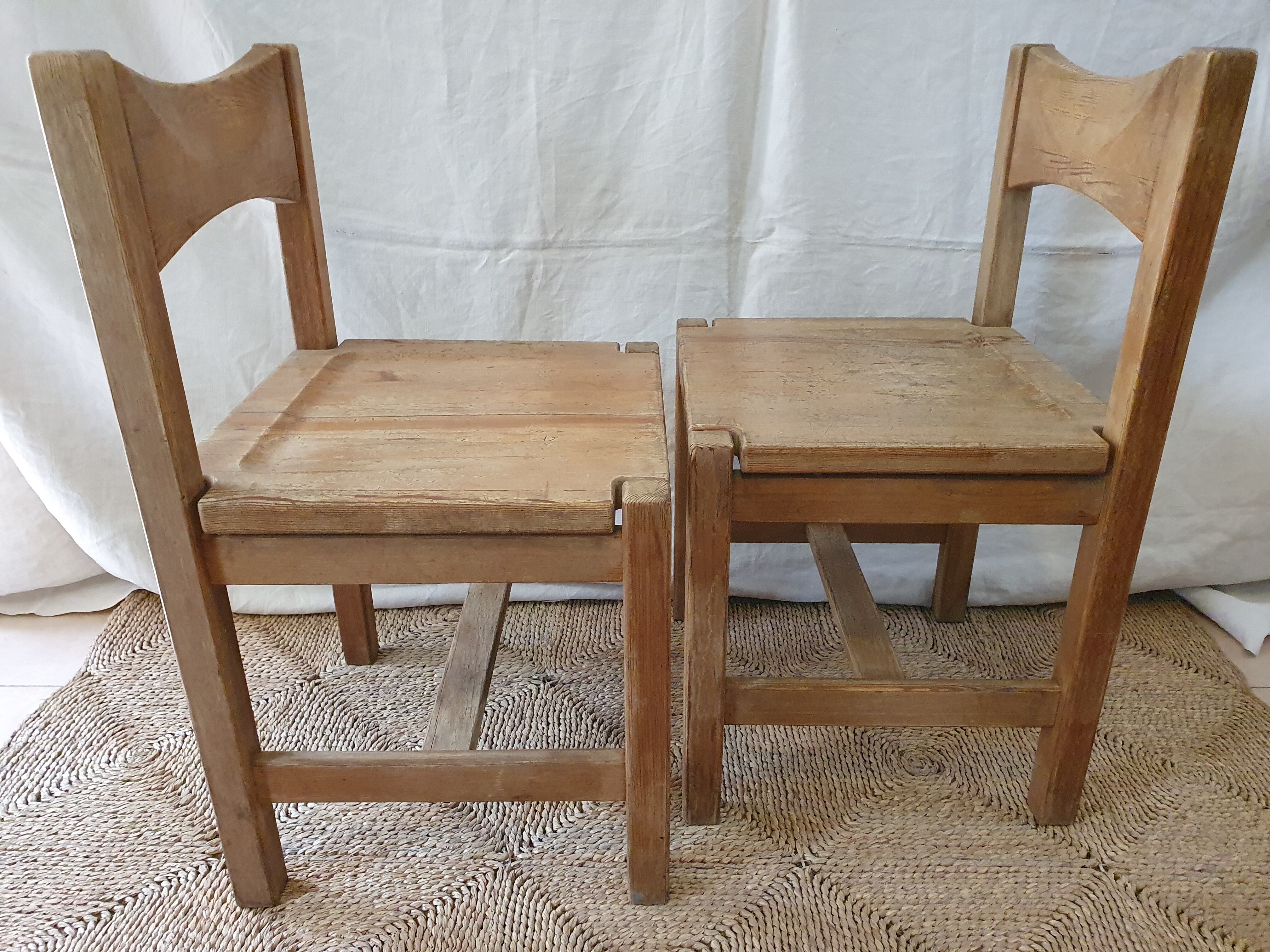 Paire de chaises d'Ilmari Tapiovaara