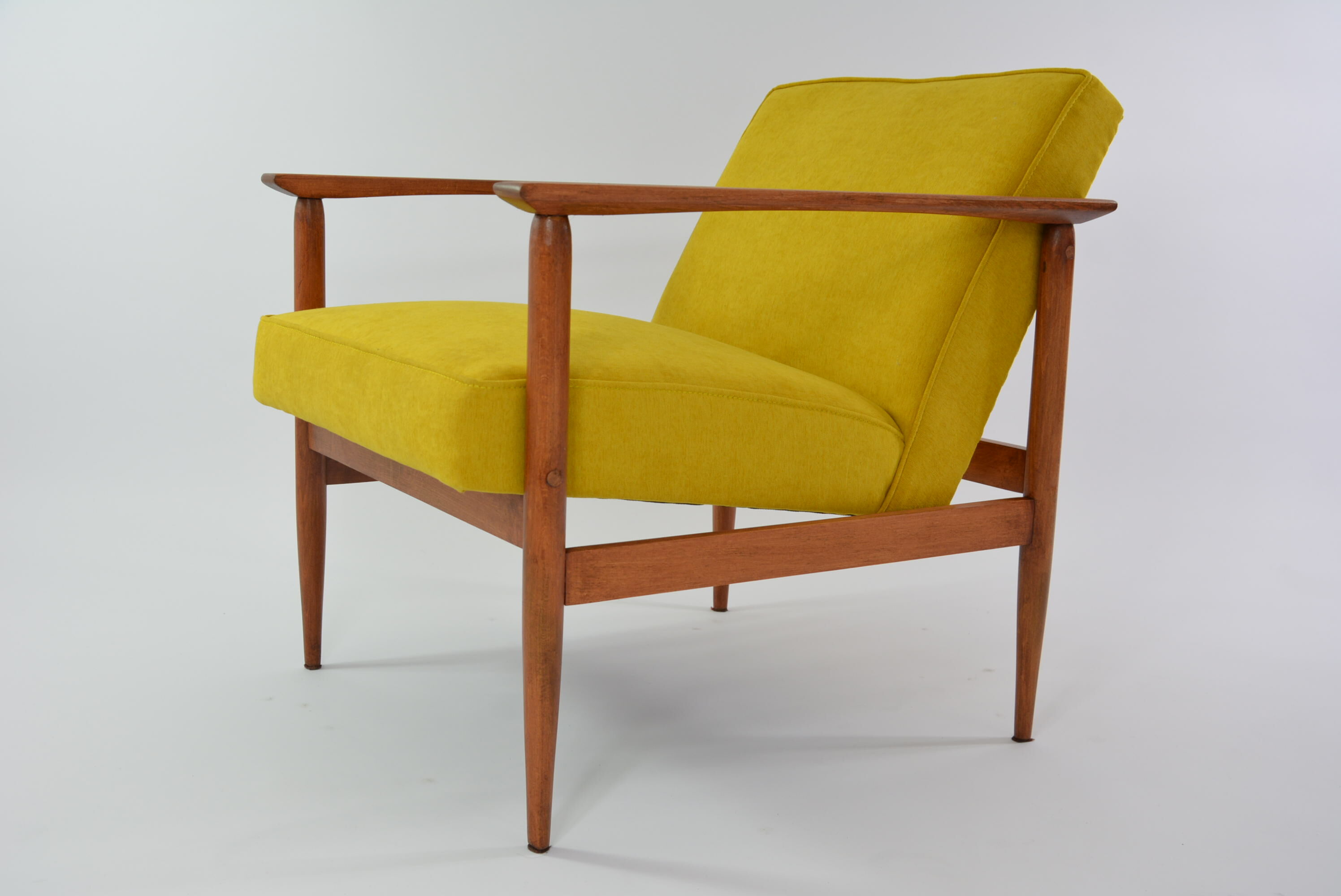 Yellow armchair M