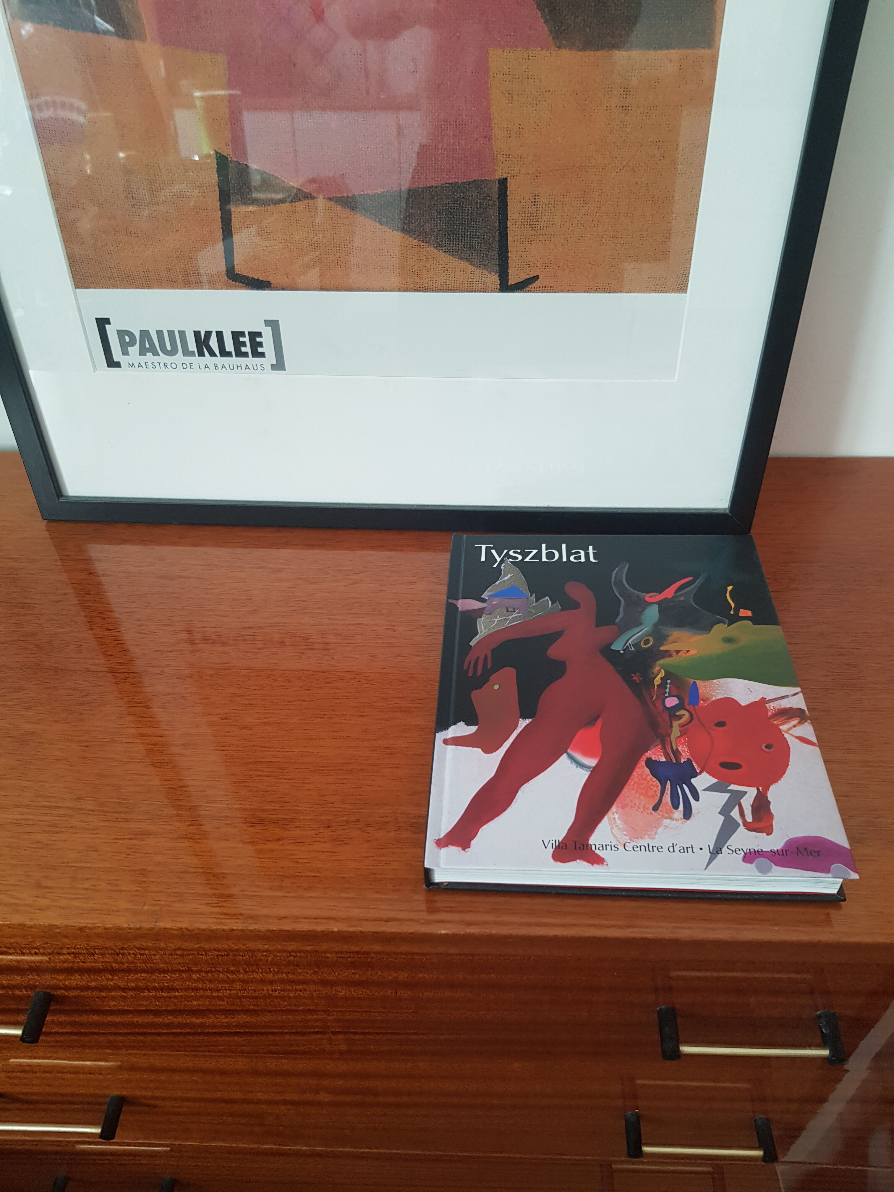 60s chest of drawers