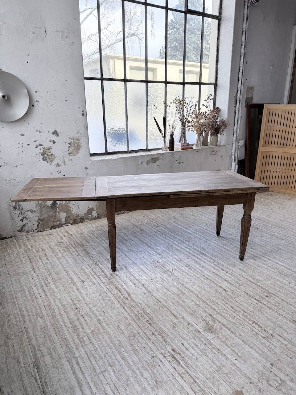Solid oak farmhouse table with integrated extensions 1950